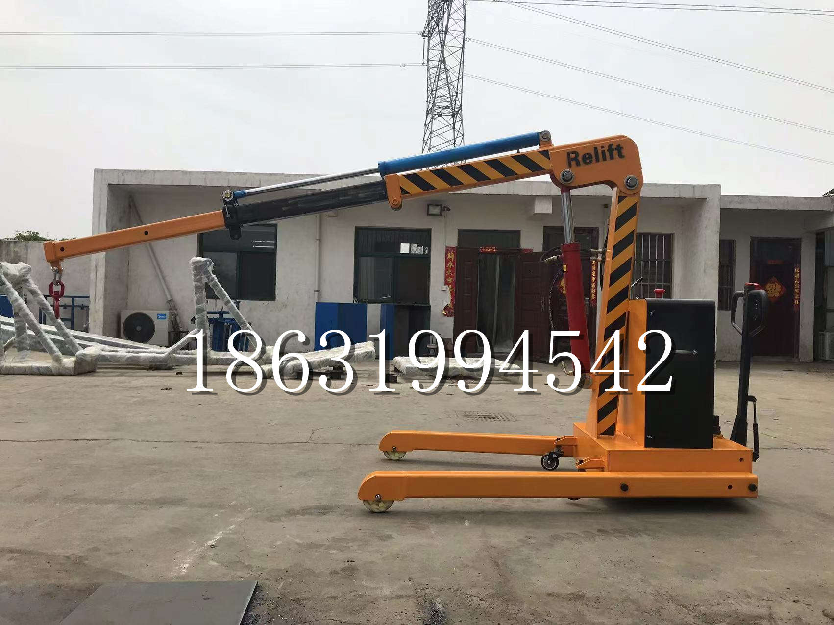 怀安县久征定做3吨三轮随车吊 农用园林绿化移树吊 平板工程用小吊机